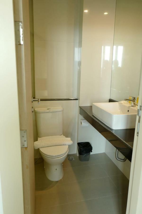 185 Residence Khonken Kültér fotó